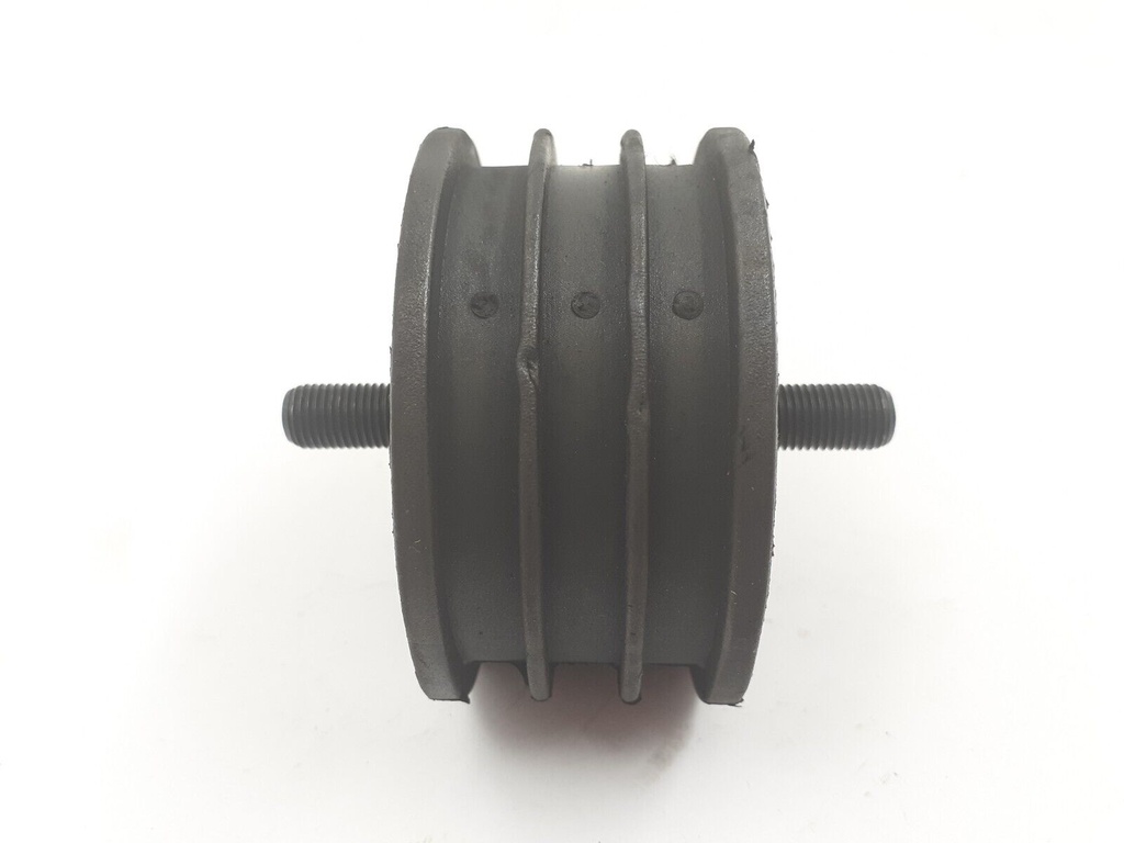 SET OF AJ6 AJ16 XJ40 XJS ENGINE MOUNTING RUBBER | Simply SET OF AJ6 AJ16 XJ40 XJS ENGINE MOUNTING RUBBER | Simply